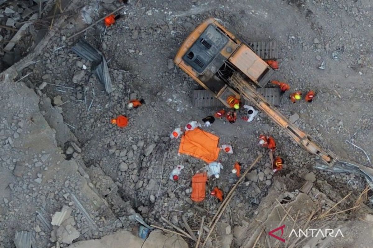 Basarnas sisir lokasi reruntuhan Al Khoziny sebelum operasi berakhir