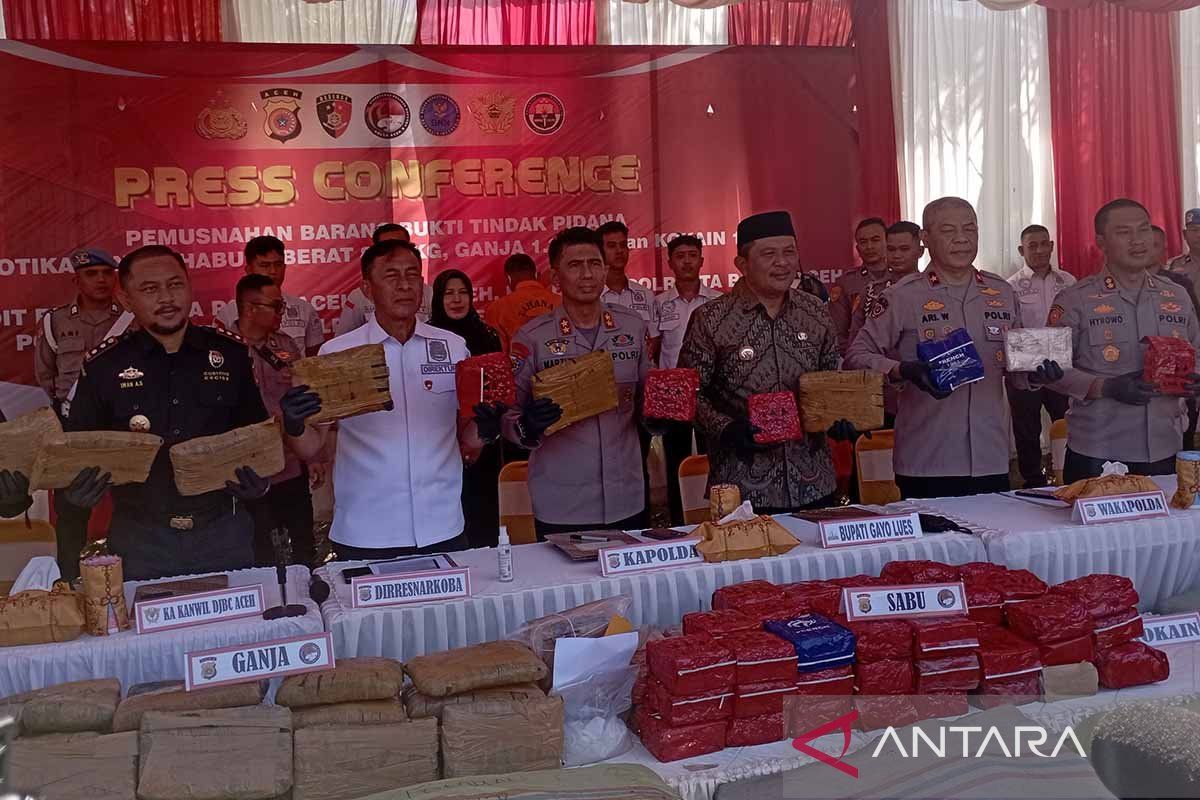 Polda Aceh ungkap peredaran 1,3 ton ganja