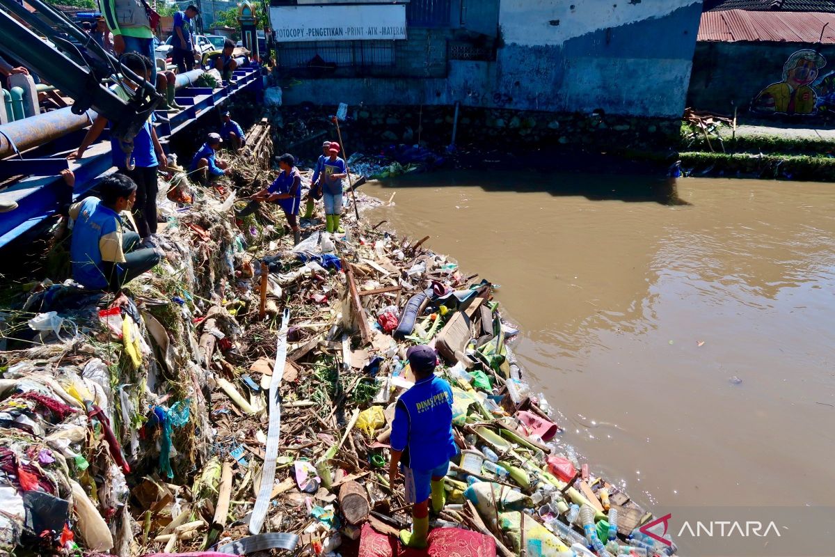 Cegah banjir, Mataram tingkatkan kesiagaan hadapi musim hujan