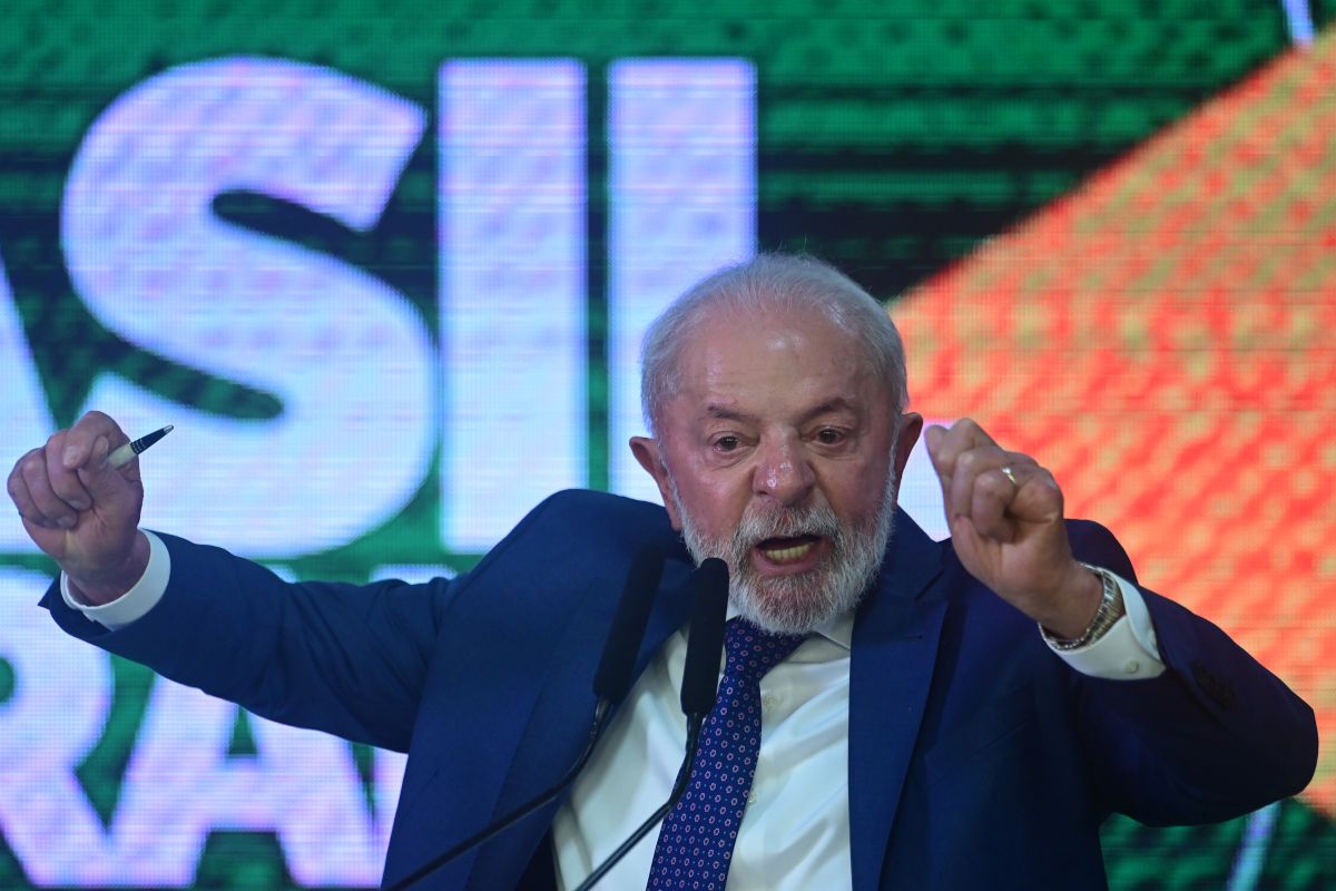 Presiden Lula minta Trump hapus tarif atas produk Brasil