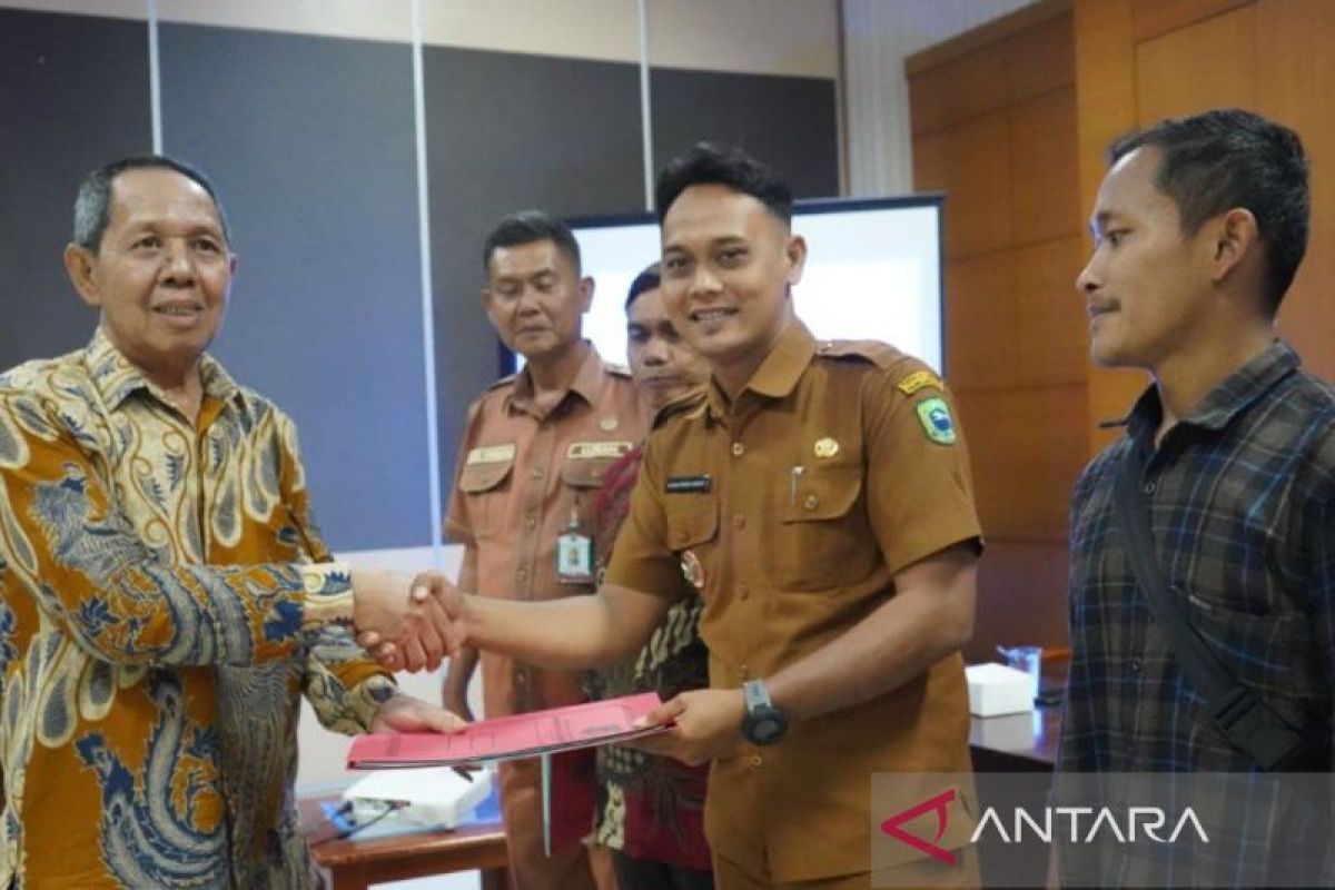 Wabup Paluta dorong lima Koperasi Merah Putih percepat proposal pinjaman modal