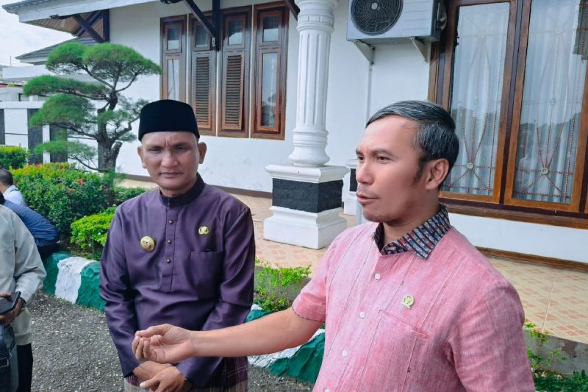 Anggota DPR RI dorong pembangunan  jalan dua jalur lintas Sumatera