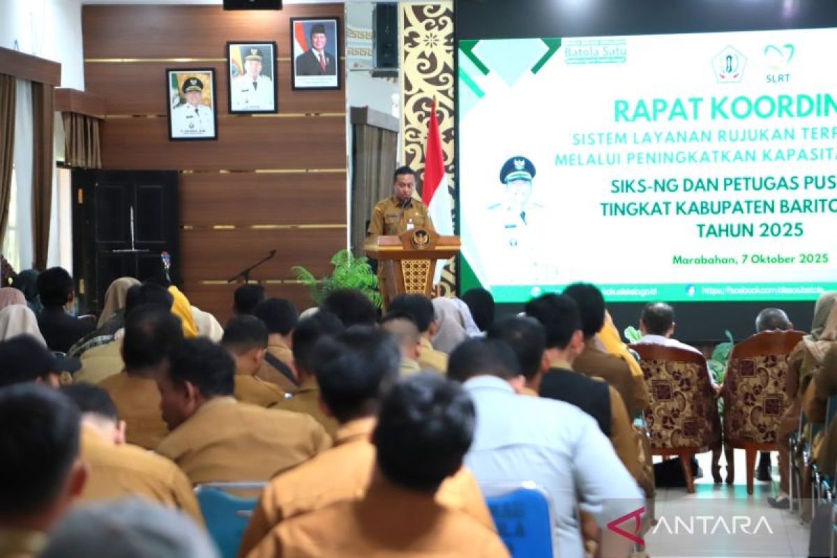 Dinsos gelar rakor SLRT peningkatan kapasitas operator SIKS-NG dan petugas puskesos se-Batola 2025