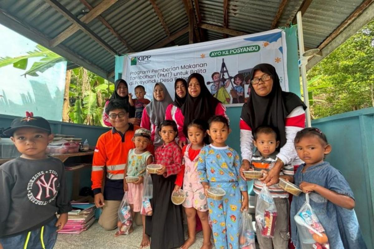 Pemberian makanan tambahan PT DIB di Desa Pelapis tingkatkan kunjungan masyarakat ke posyandu