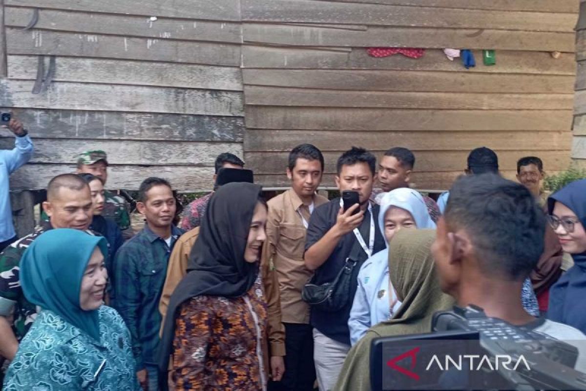 Wamen Kependudukan edukasi cegah stunting ke masyarakat pedalaman Aceh Besar