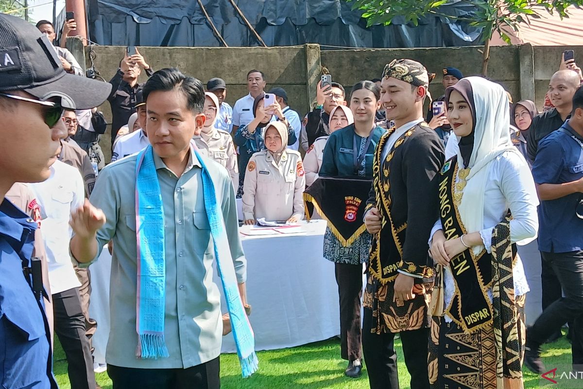 Wapres Gibran tanam jagung serentak di Tangerang