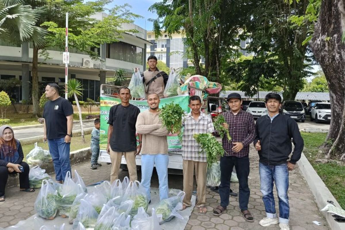 Ludes terjual dalam hitungan jam, Pemprov Sumbar buka jalan pemasaran baru bagi petani muda