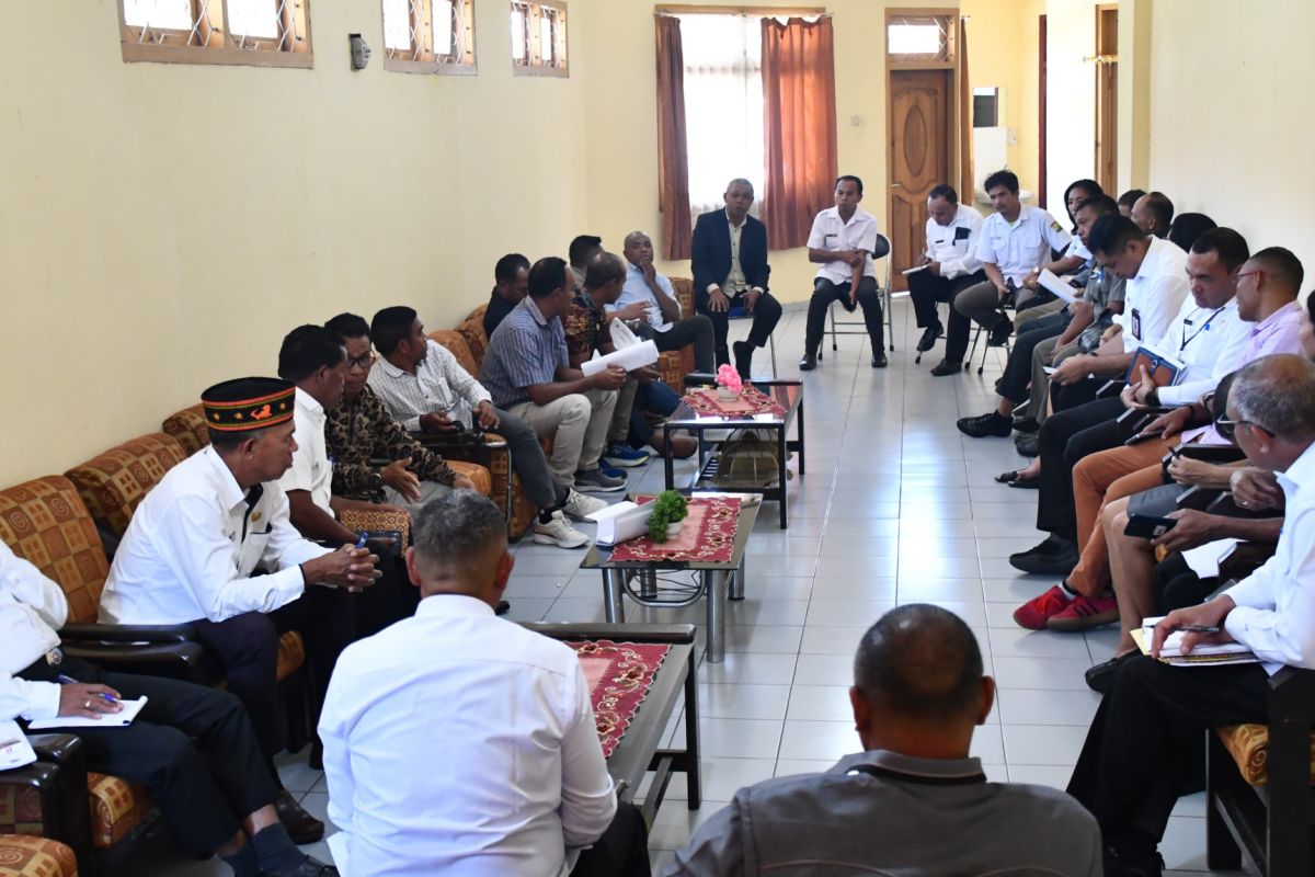 Pemkab Manggarai menggelar rakor darurat bahas penanganan rabies