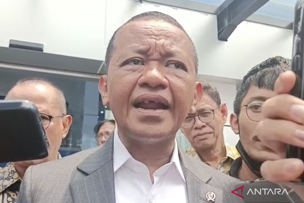 Menteri ESDM  susun peta jalan implementasi E10
