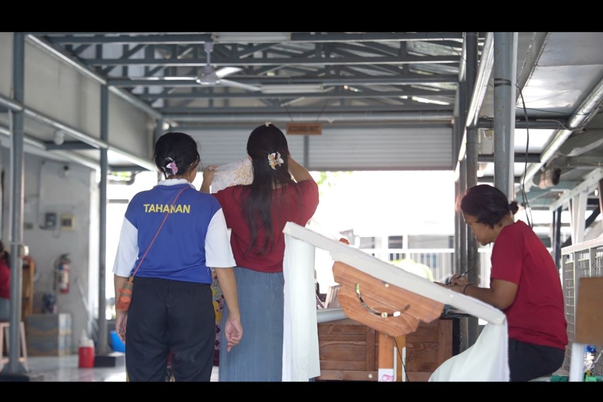 PLN dorong pemberdayaan ekonomi narapida wanita dengan membatik