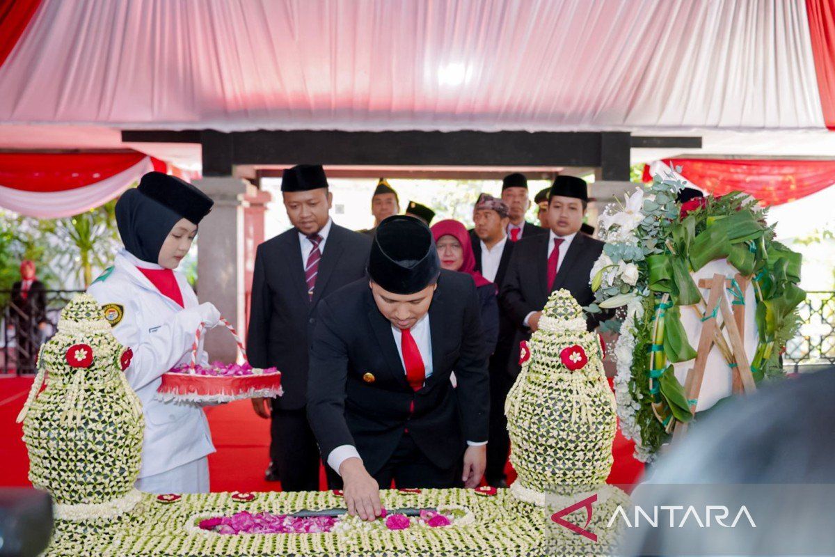 Emil Dardak: Madura butuh pembangunan menyeluruh