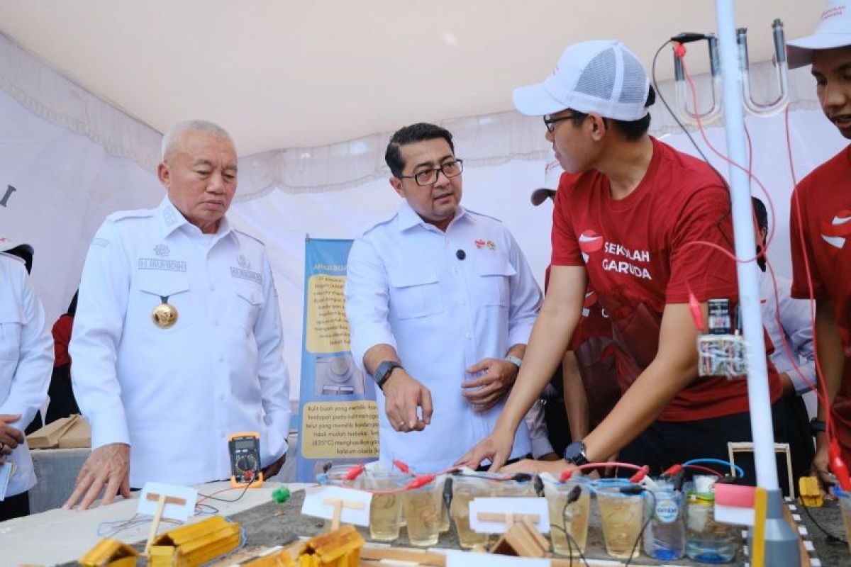 Menekraf lakukan peninjauan Sekolah Garuda di Kalsel