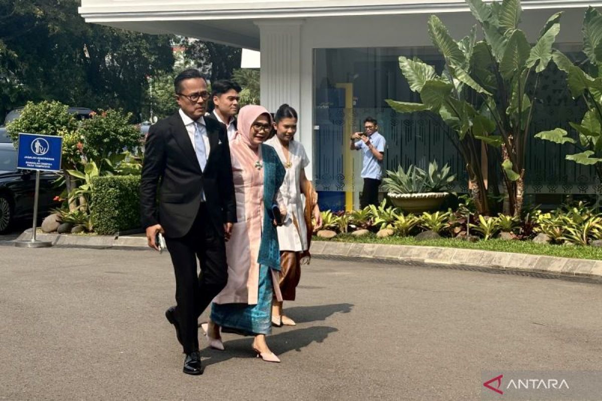 Dony Oskaria tiba di Istana di tengah kabar pelantikan kepala BP BUMN