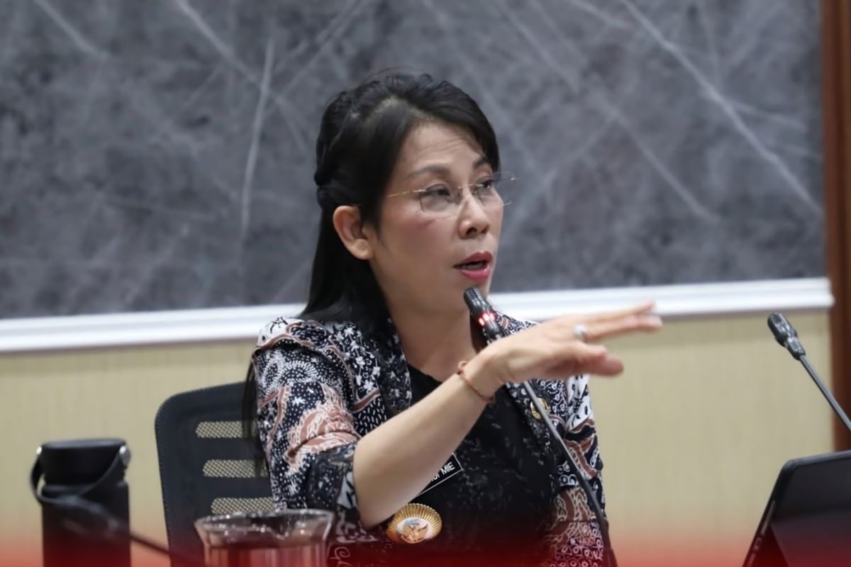 Wali Kota ajak masyarakat menanam pohon memperingati HUT ke-24 Kota Singkawang