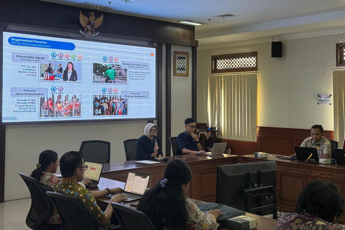 Pekerja proyek jasa konstruksi di Surakarta terlindungi program BPJS Ketenagakerjaan