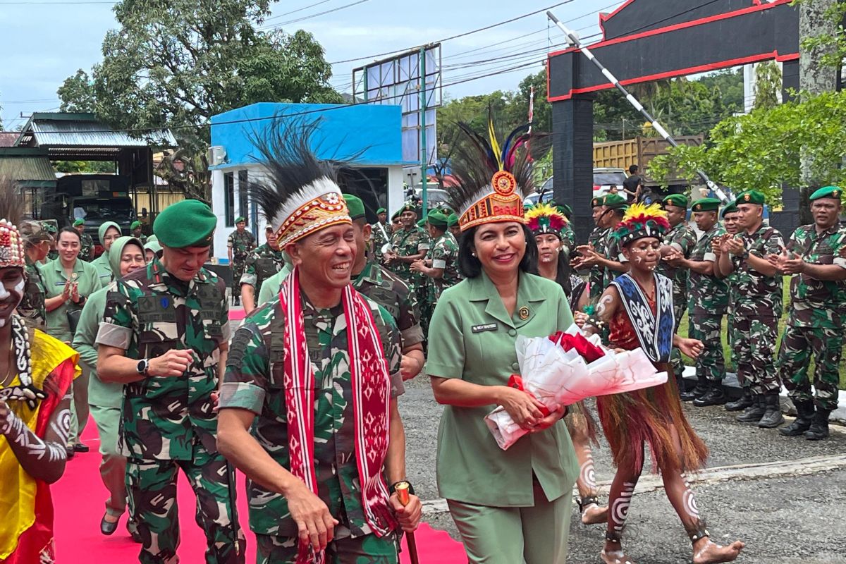 Pangdam Kasuari: Prajurit TNI sukseskan Asta Cita Presiden Prabowo
