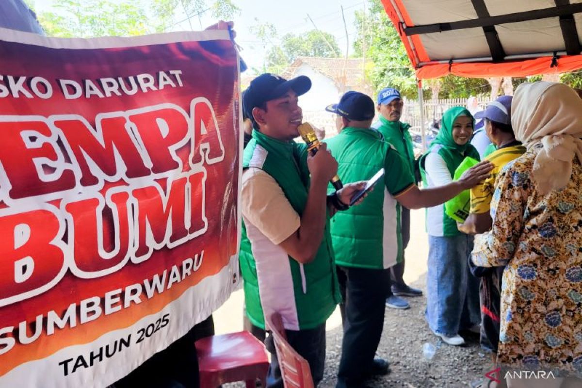 DPC PPP salurkan bantuan pangan untuk korban gempa di Situbondo