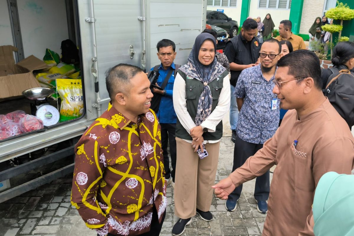 TKD Riau dipotong Rp1,2 triliun, Gubri kumpulkan bupati/walikota menghadap Menkeu