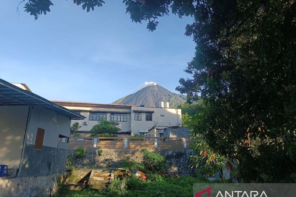 ESDM catat 2.087 gempa embusan Gunung Karangetang Sitaro