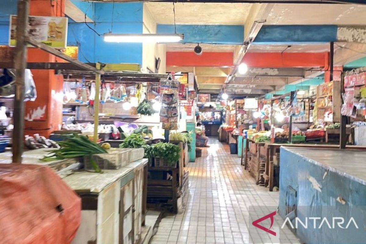 Harga cabai merah di Pasar Slipi melonjak, ini cara pedagang bertahan