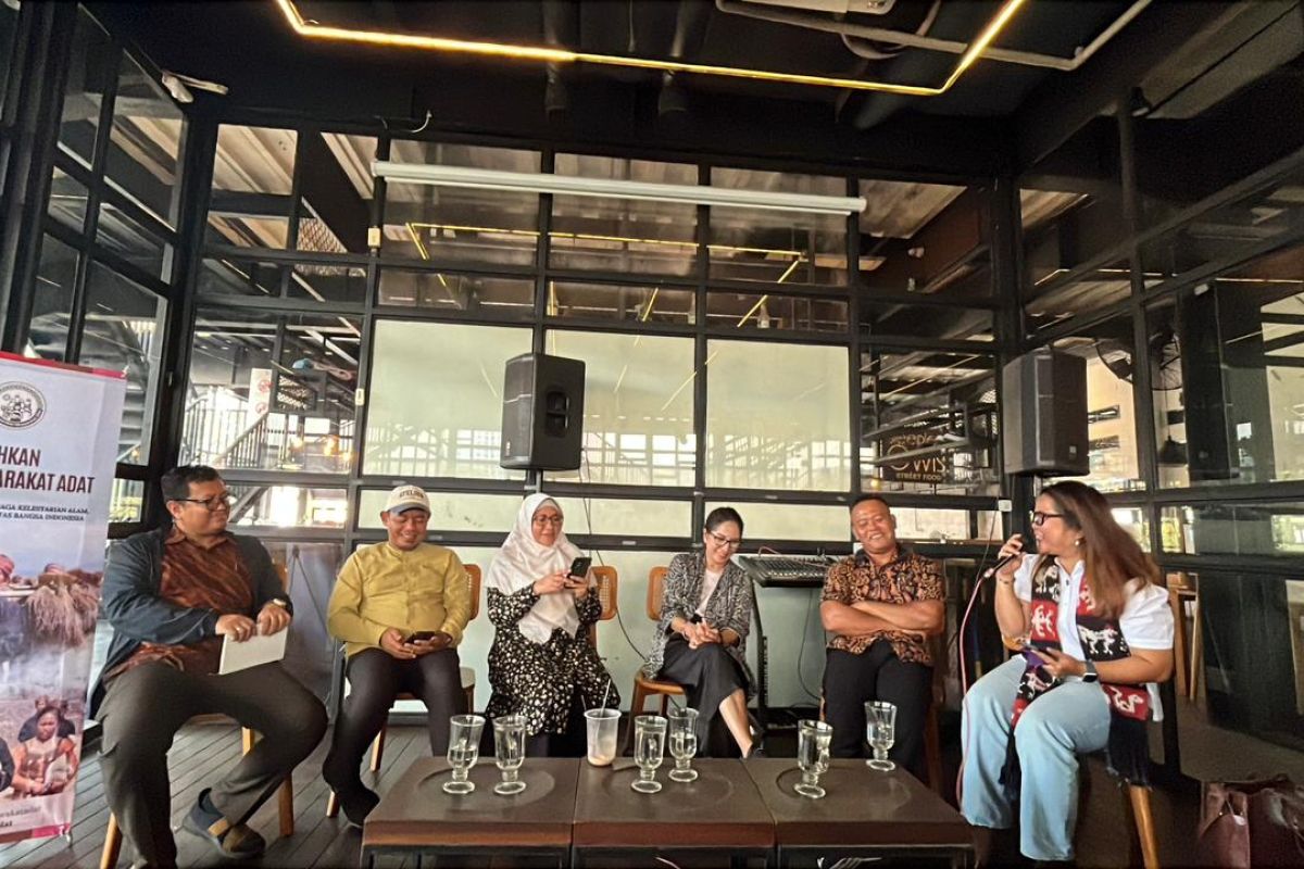 AMAN, anggota DPR serta pakar soroti potensi ekonomi masyarakat adat