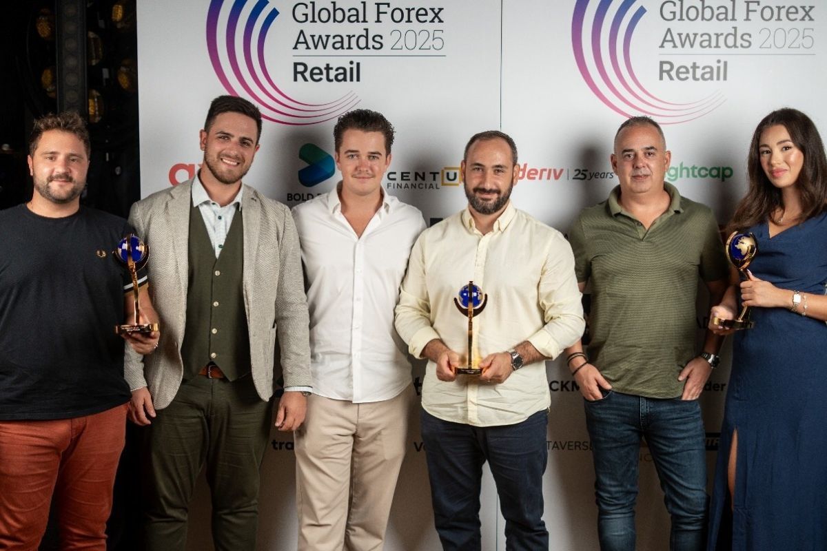 Vantage Sukses Raih Tiga Penghargaan di Ajang Global Forex Awards - Retail 2025