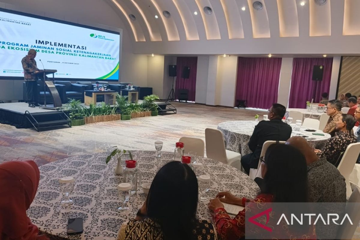 Pemprov Kalbar tekankan jaminan sosial untuk aparatur pemerintah desa