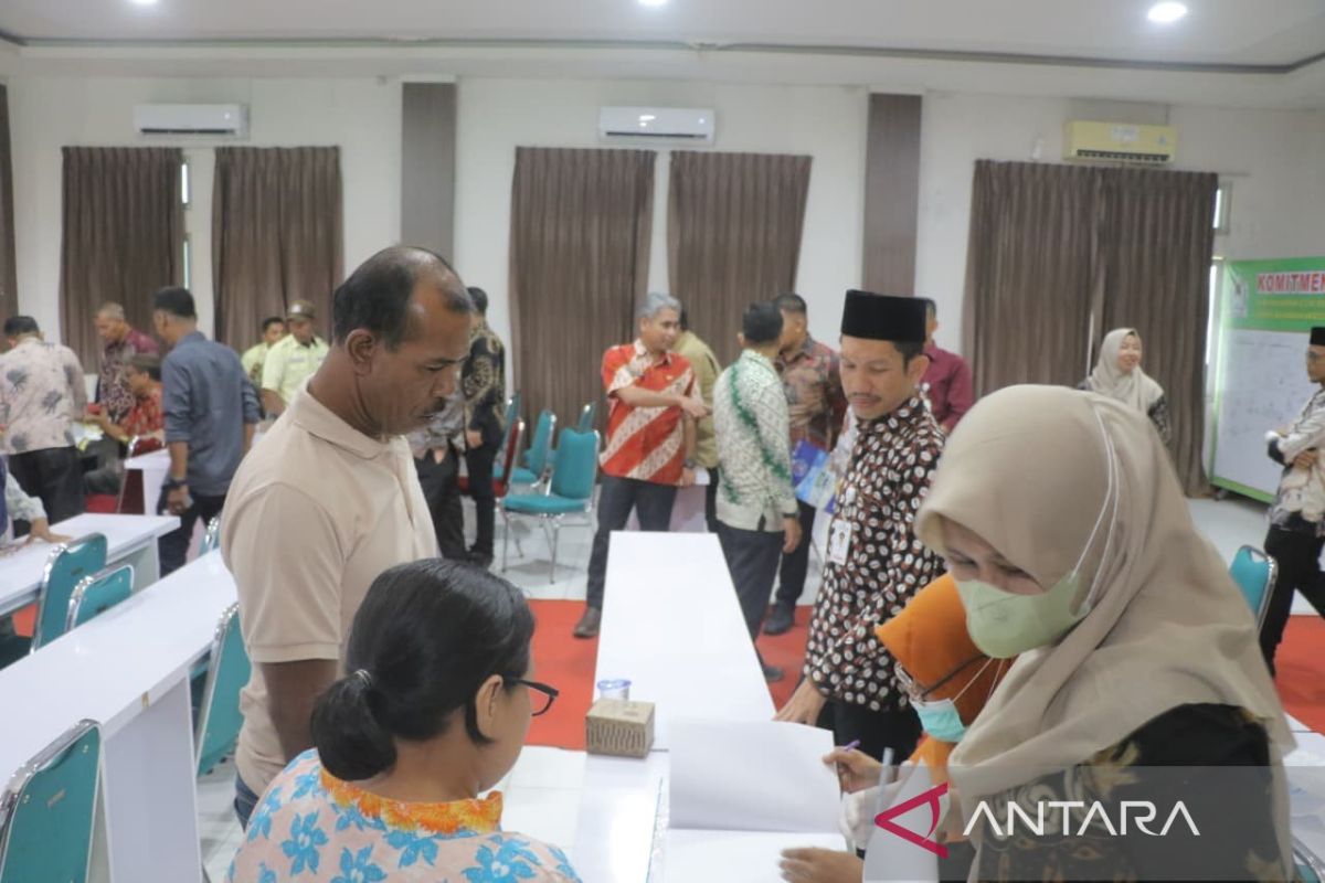 Pemkab Aceh Barat tes urine satpam dan sopir ambulans RSUD Meulaboh, ini hasilnya