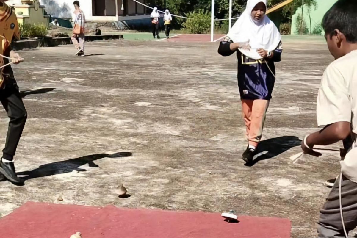 Budaya lokal lindungi anak dari jebakan dunia digital