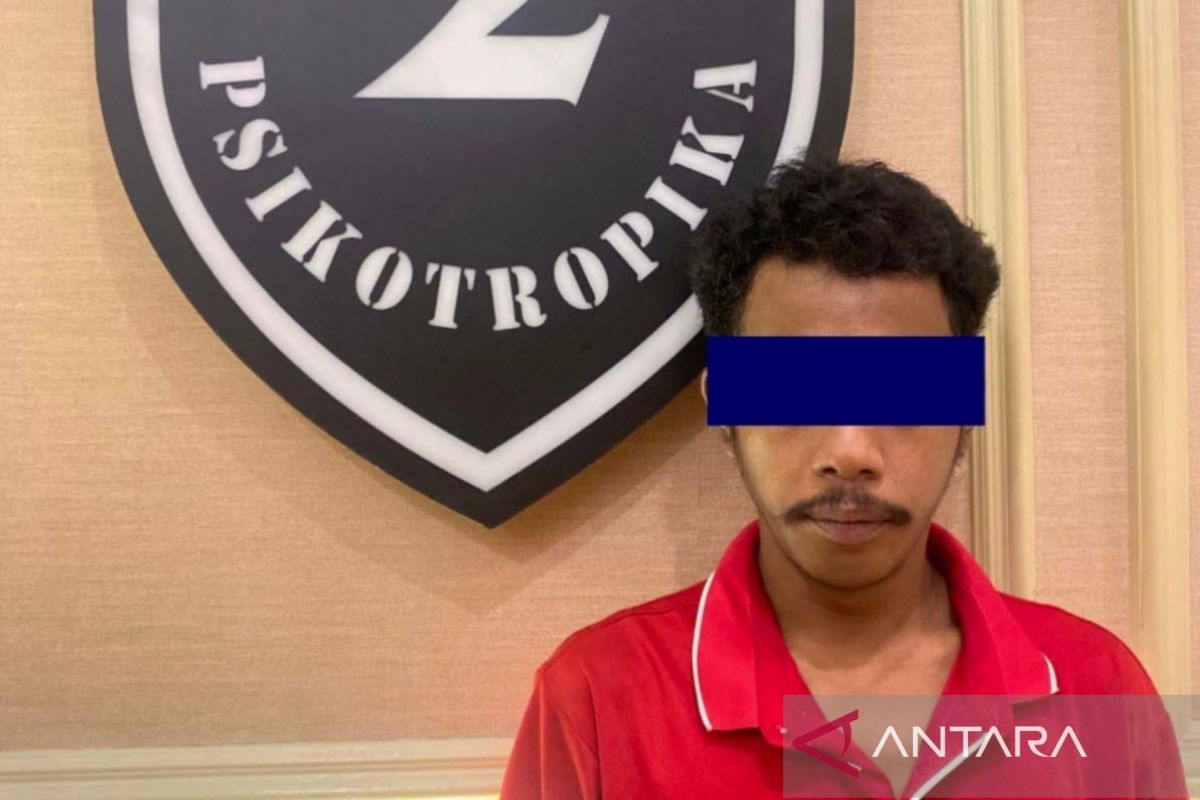 Polda Metro Jaya ungkap kasus peredaran ganja 1 kilogram di Jakut