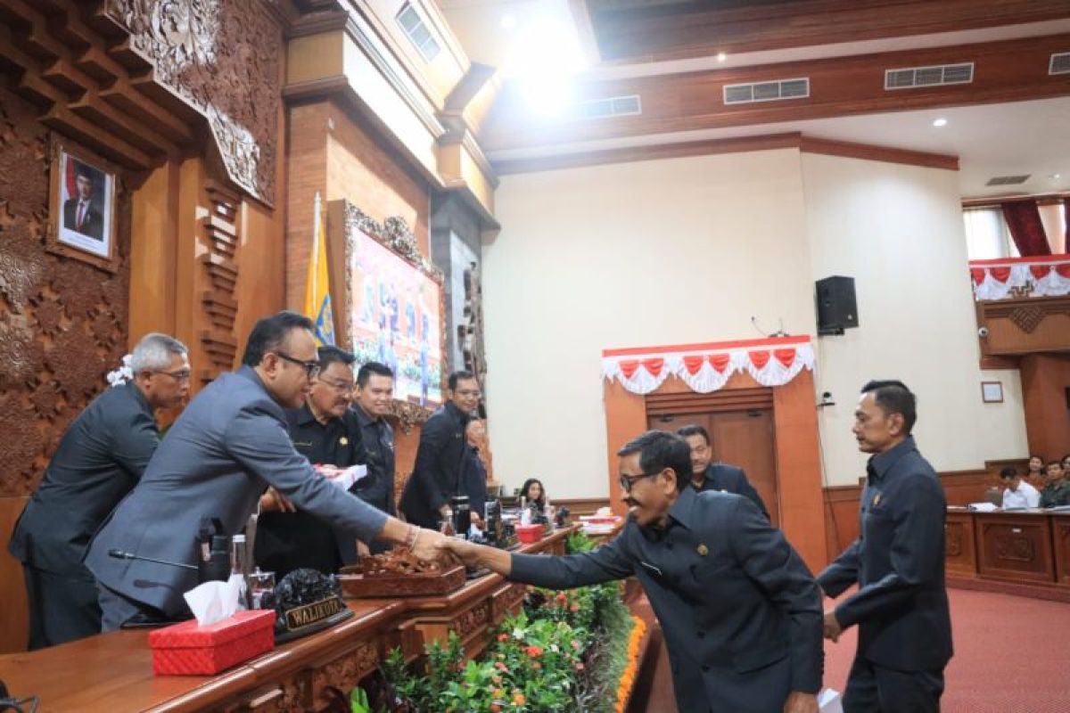 Wali Kota Denpasar sampaikan empat ranperda strategis