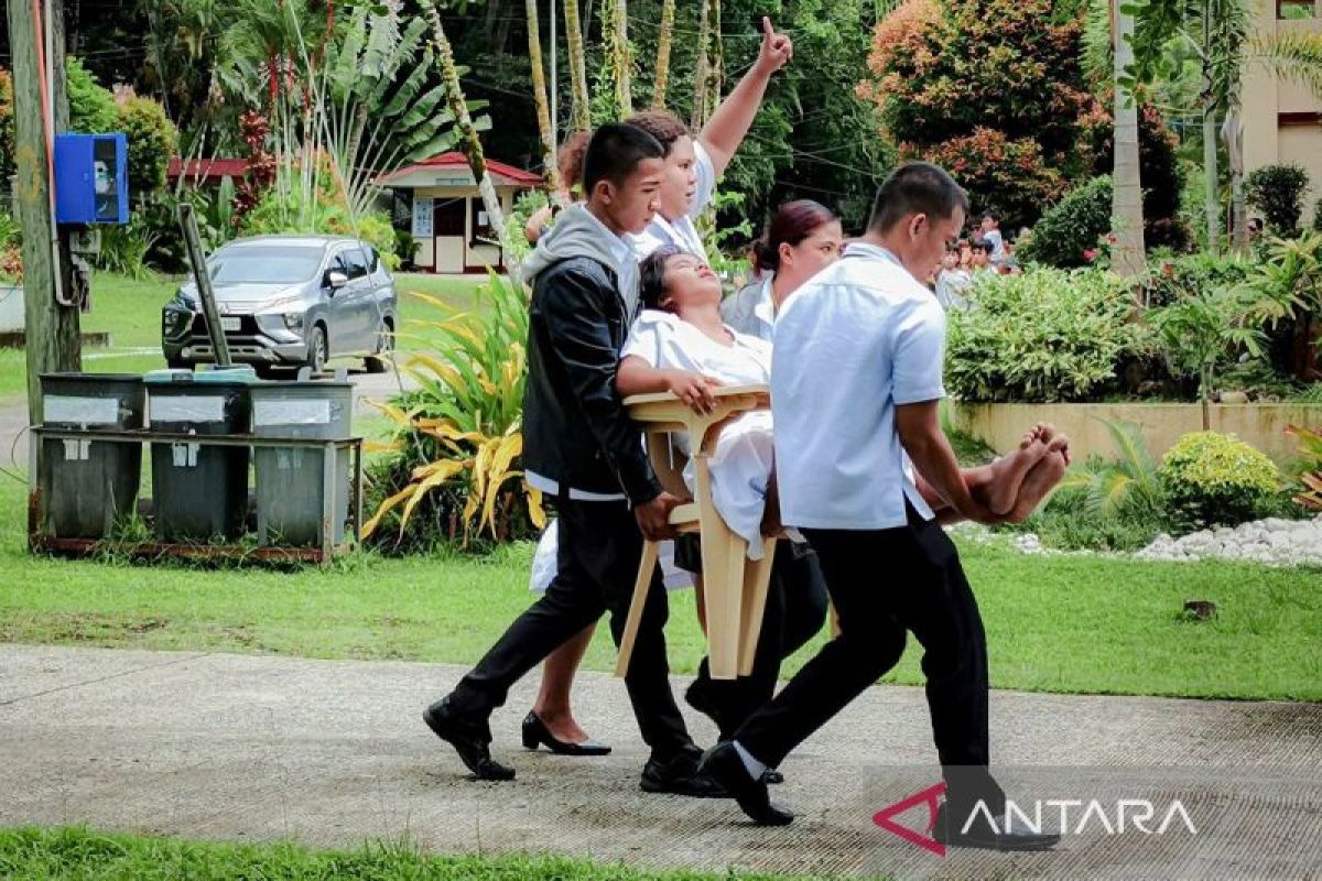 Gempa Filipina: Sedikitnya delapan orang dilaporkan tewas