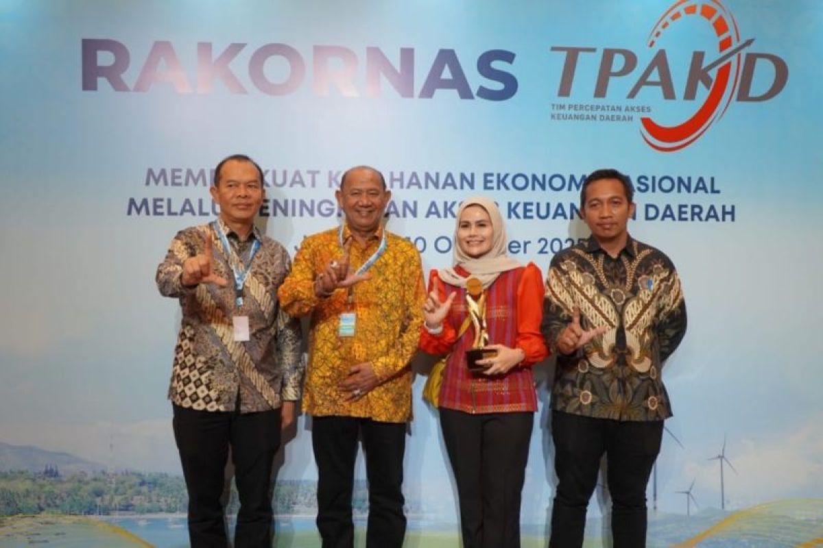 Bupati Langkat raih TPAKD Award 2025