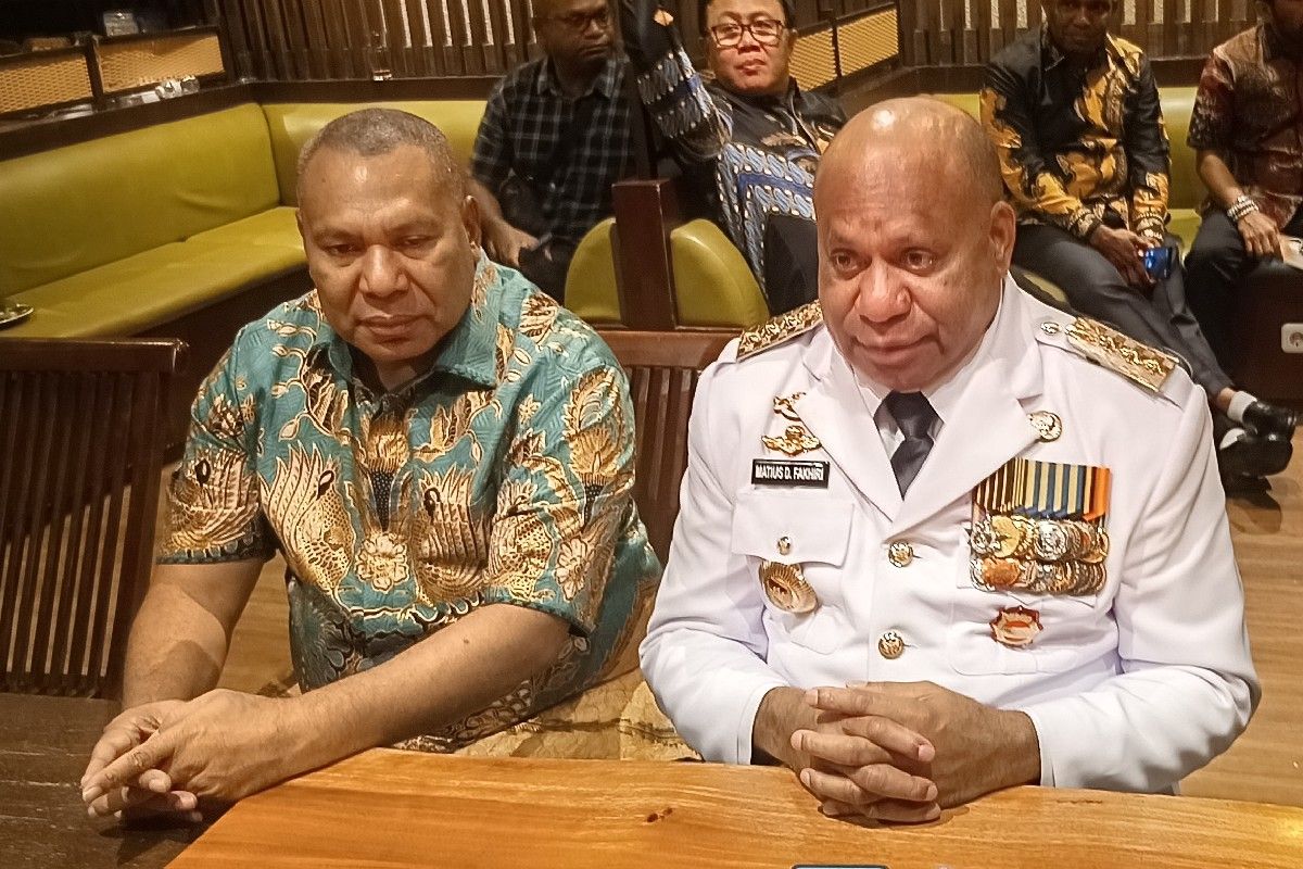 Gubernur Fakhiri fokus bangun SDM Papua perkuat kualitas pendidikan-kesehatan