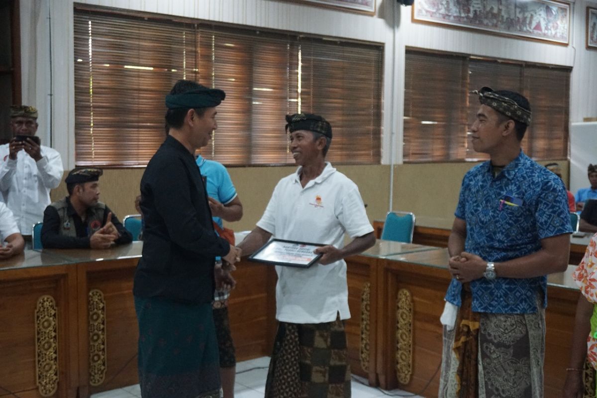 BPBD serahkan donasi ASN dan masyarakat ke korban banjir Klungkung