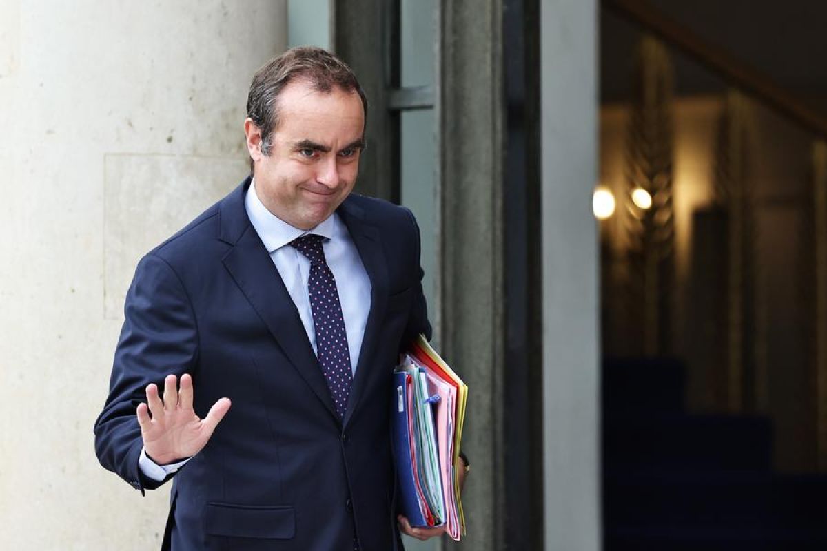 Macron Tunjuk Kembali Sebastien Lecornu sebagai PM Prancis