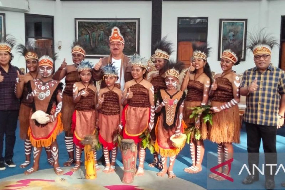 Gubernur teguhkan persaudaraan Maluku-Papua pada HUT ke-20 Ikemal di Jayapura