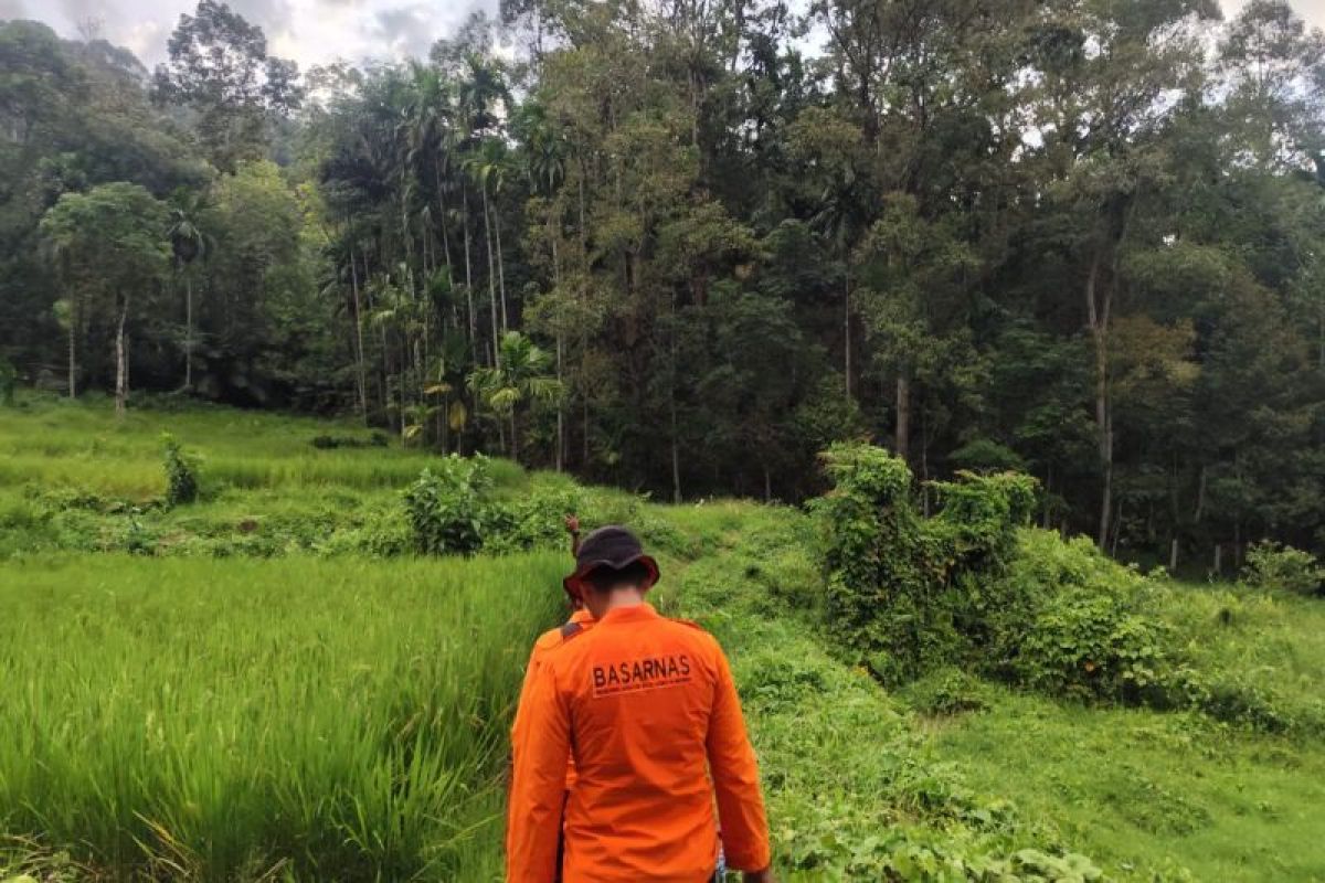 Basarnas temukan petani yang hilang di hutan Solsel