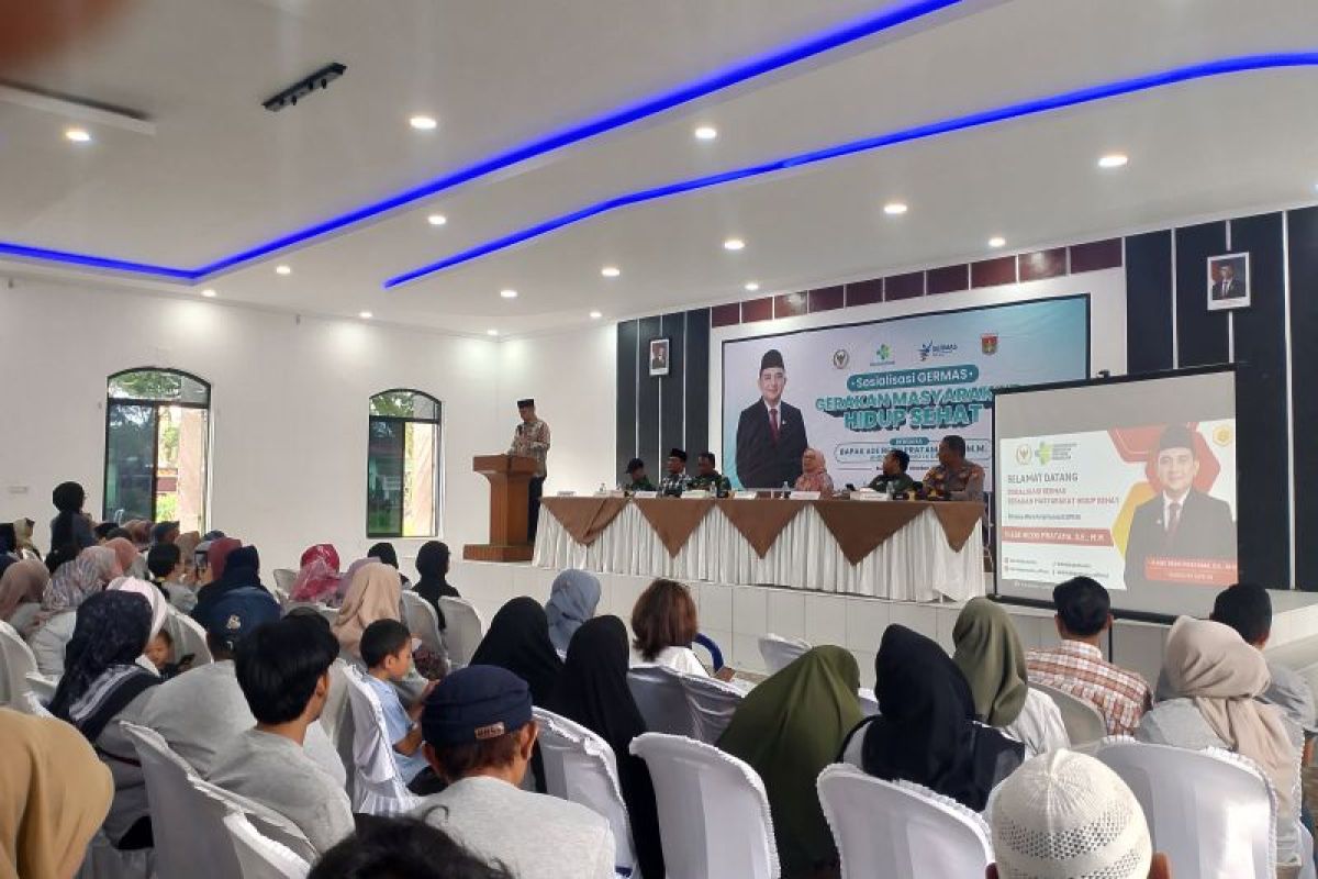 Legislator Ade Rezki dan Kemenkes gelar Germas di Bukittinggi