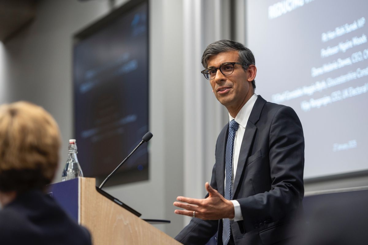 Mantan Perdana Menteri Inggris Rishi Sunak resmi bekerja di Microsoft