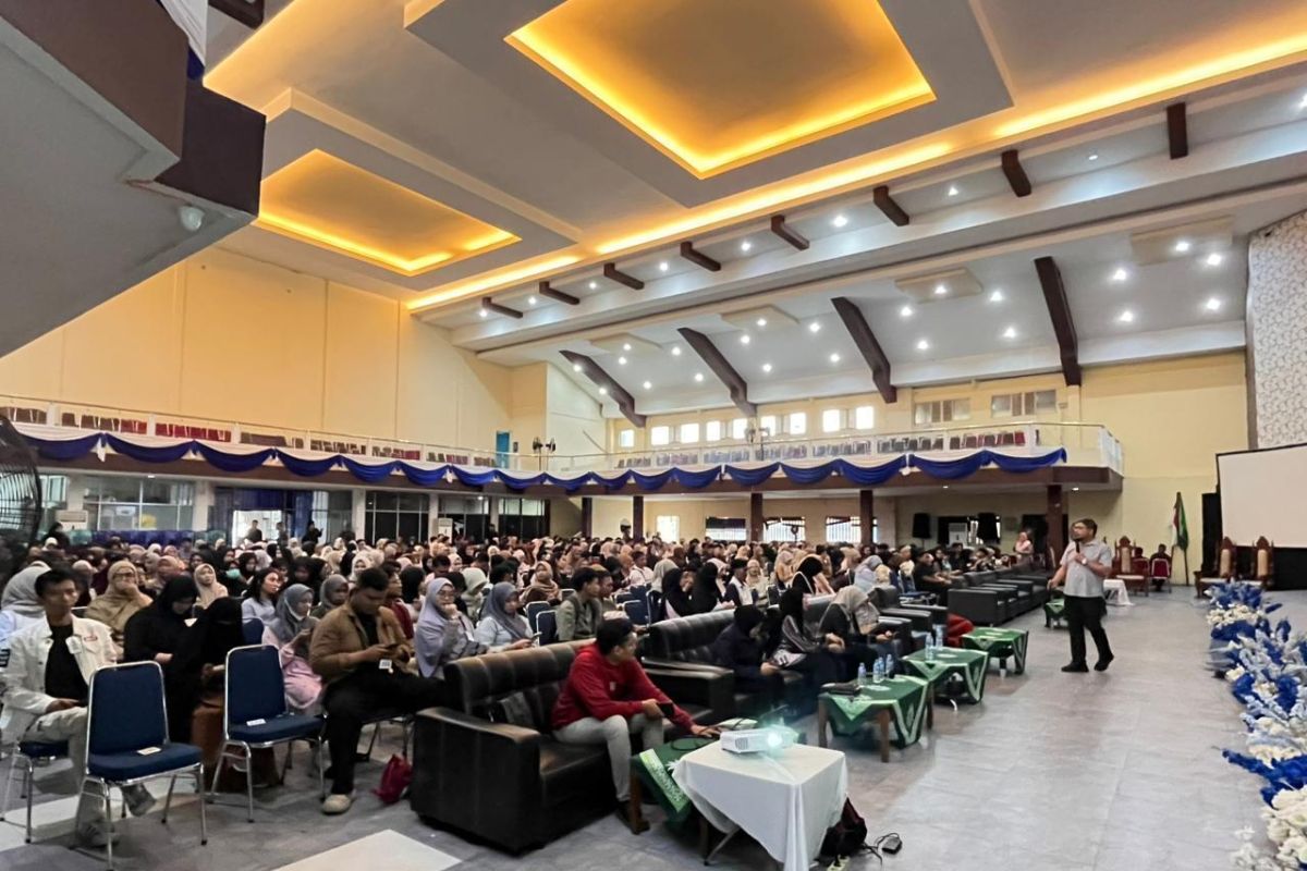 Kemenkum Kalbar beri kuliah umum tentang hak cipta kepada calon wisuda sarjana Universitas Muhammadiyah Pontianak