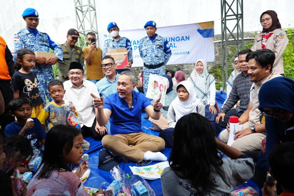 Menko Pangan berikan bantuan untuk korban kebakaran Pengadegan-Jaksel