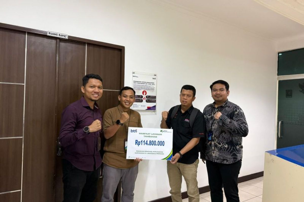 BPJAMSOSTEK-Sulteng salurkan MLT renovasi rumah peserta Jamsostek