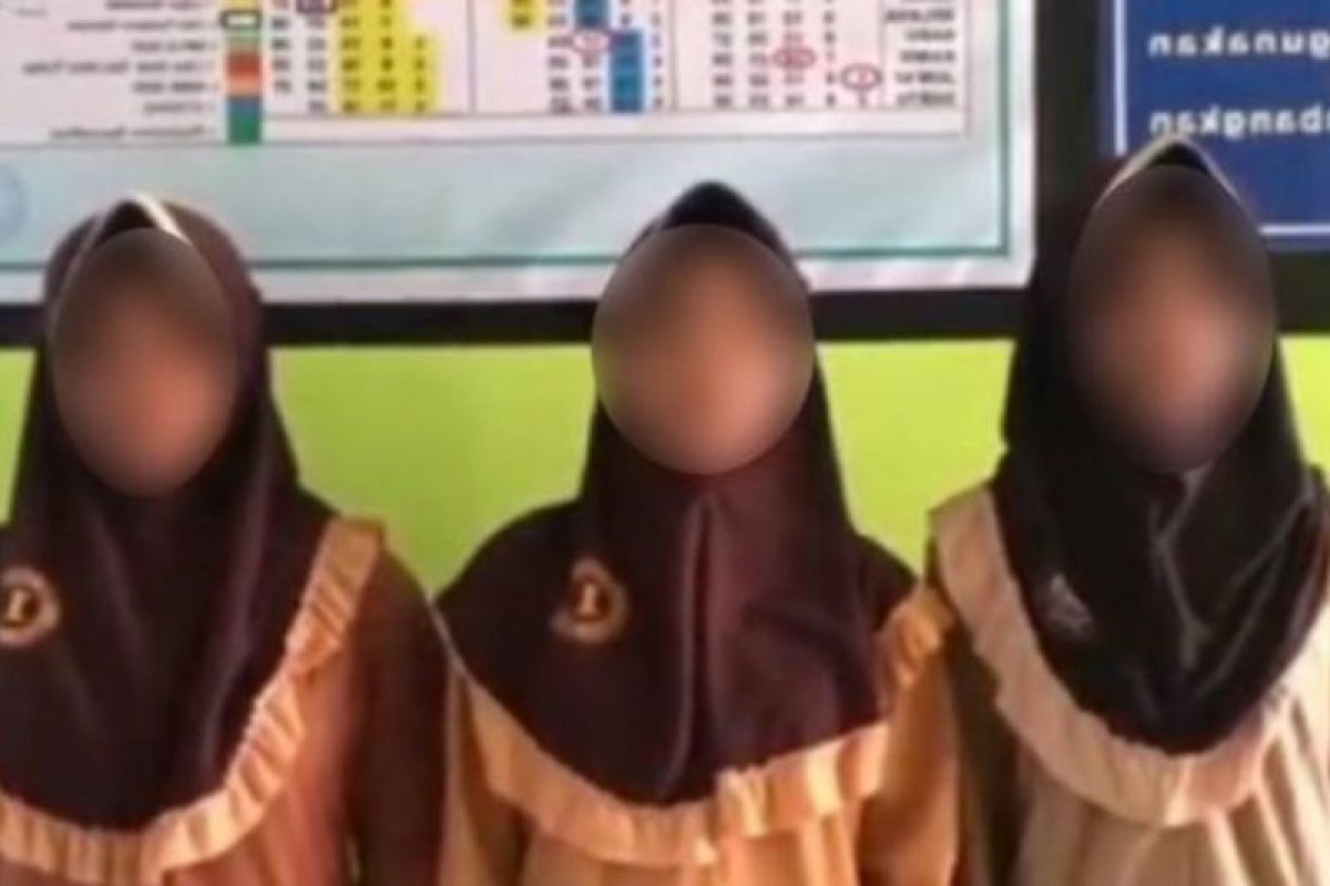 Tiga siswi SMP di Lombok Timur minta maaf soal video viral soal MBG