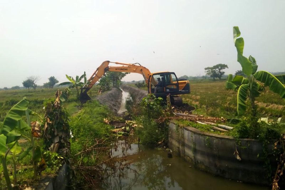 Pemkab Lamongan percepat pembenahan saluran air cegah banjir