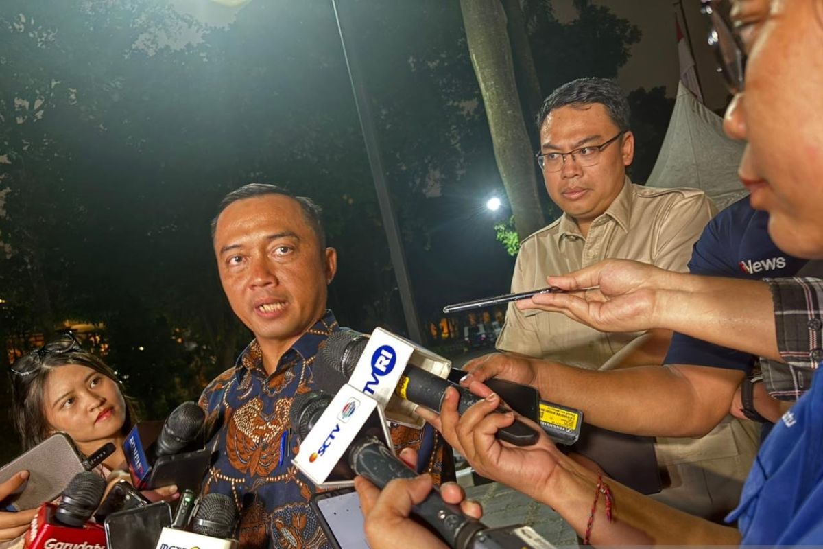 Mensesneg jelaskan alasan di balik rangkap jabatan Mentan Amran