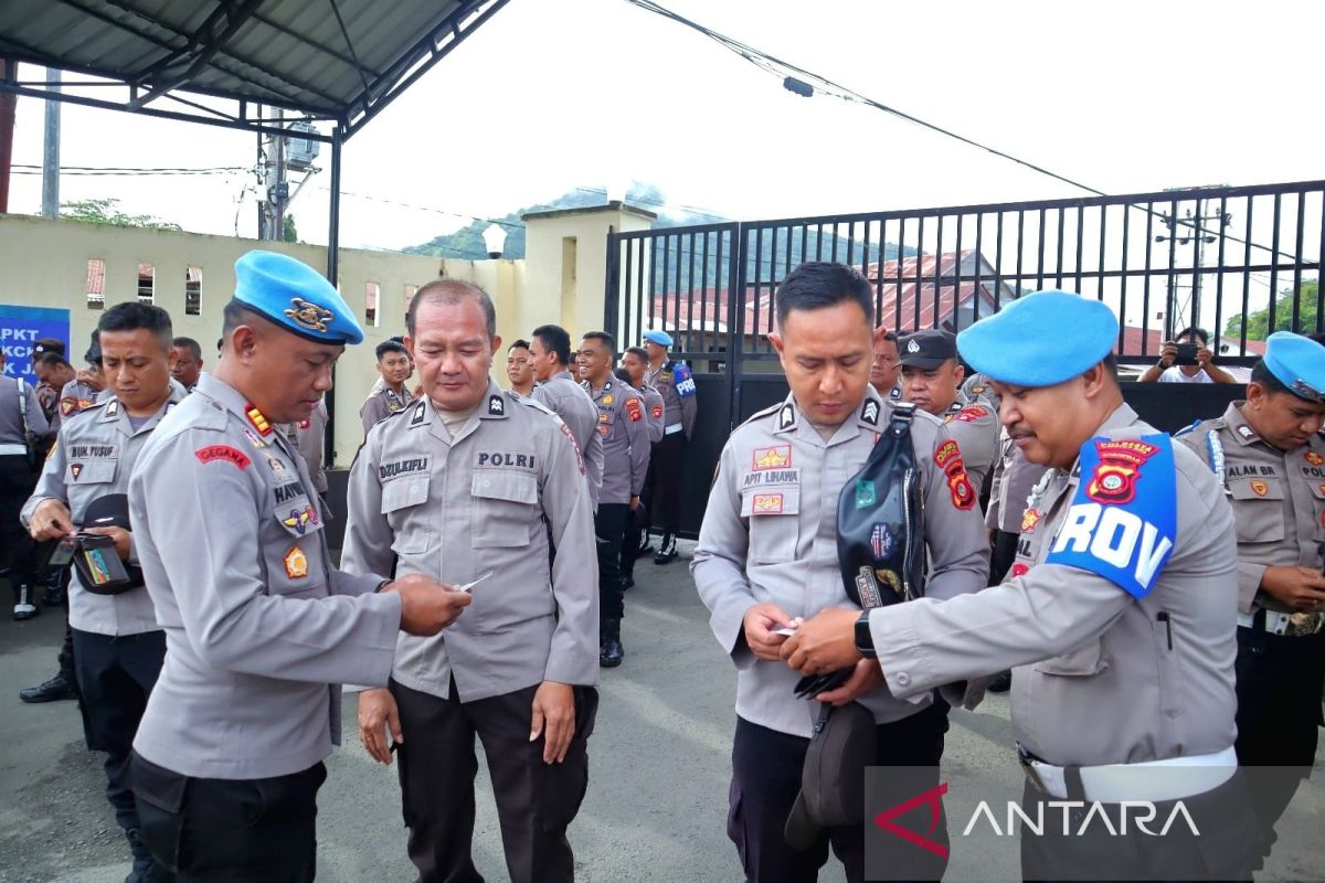 Bidpropam tingkatkan pengawasan disiplin personel Polri di Gorontalo