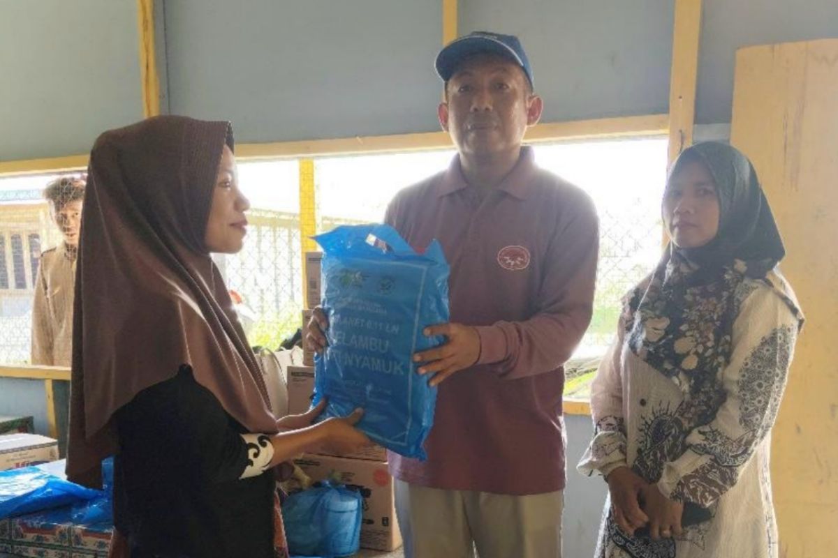 Ditemukan 1.000 kasus malaria di Sinaboi, Dinkes Riau berikan penyuluhan dan salurkan kelambu