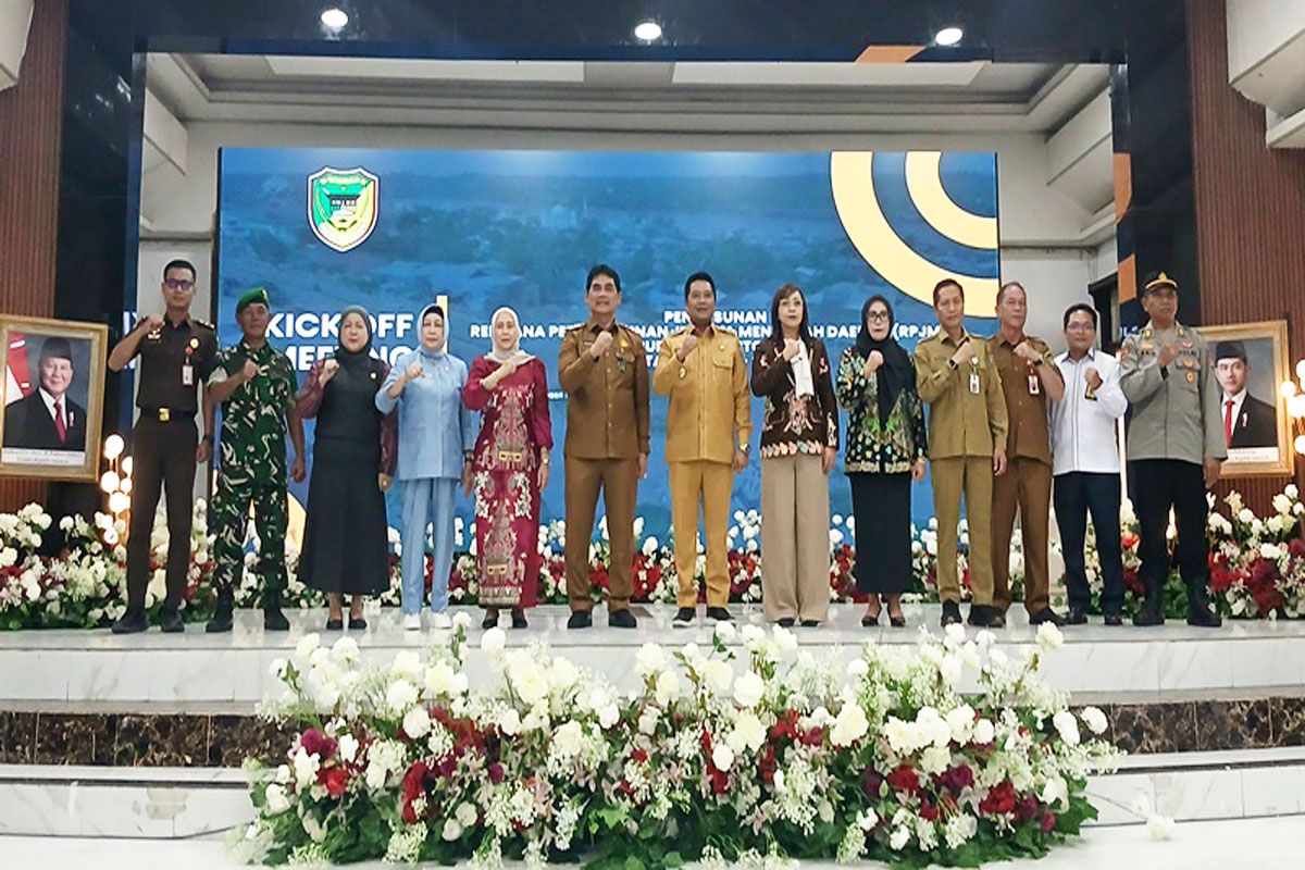 Bupati Barito Utara luncurkan Program 100 Hari Kerja