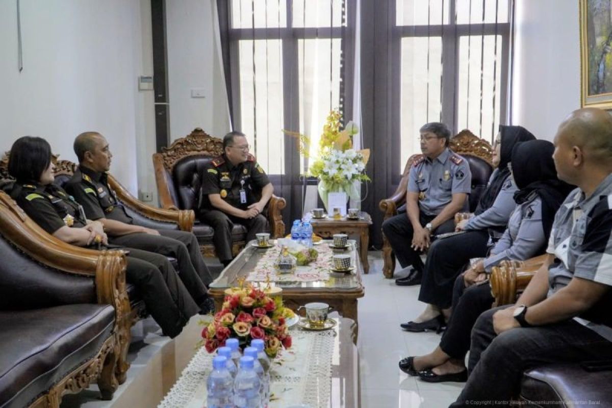 Kemenkum dan Kejati Kalbar bahas persiapan pelatihan Paralegal Serentak Tahun 2025